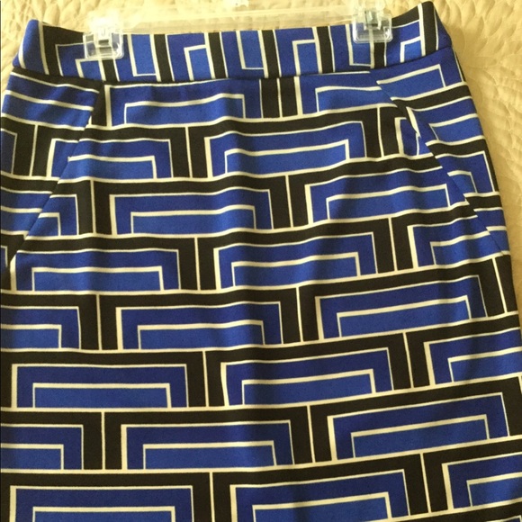 Women’s New Permise matching top. skirt 24” size12 top L - Picture 4 of 6